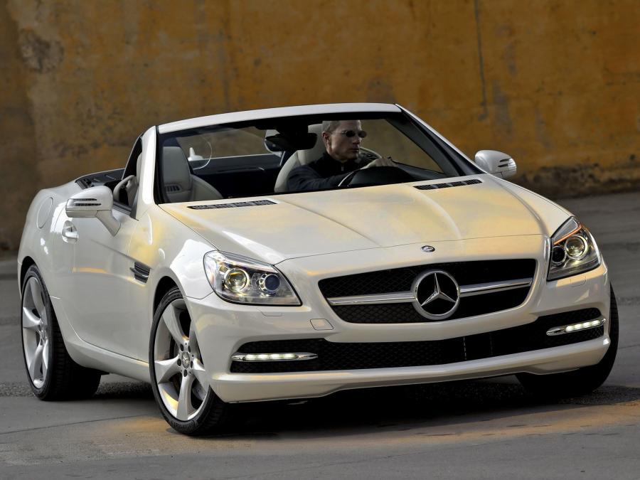  Mercedes-Benz SLK350 2011 года  (US) (фото 32 из 47)